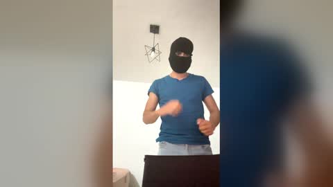 Snapshot of vaquerofit18 chatting on April 2026 08:10:01 AM vaquerofit18 online show from April 2026 08:10:01 AM