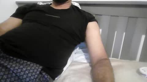 Snapshot of varghese28 chatting on October 2025 08:42:01 PM kerala mallu boy online show from October 2025 08:42:01 PM