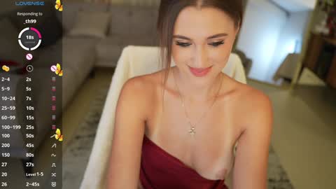 Snapshot of vasillisa chatting on December 2024 07:43:02 PM Vasilisa online show from December 2024 07:43:02 PM