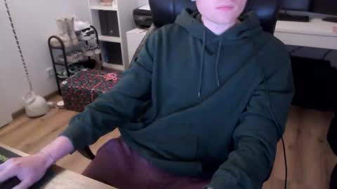 Vaslo online show from December 2025 02:25:02 PM