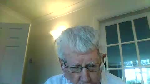 Snapshot of vassus chatting on December 2024 09:02:02 AM vassus online show from December 2024 09:02:02 AM