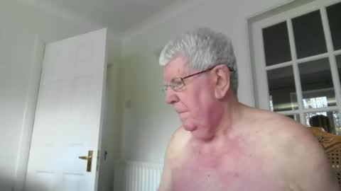 Snapshot of vassus chatting on March 2026 11:24:01 AM vassus online show from March 2026 11:24:01 AM