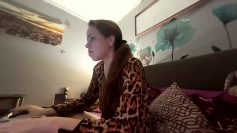 vaua089 online show from October 2025 04:31:02 AM