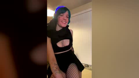 Snapshot of vaultslut111 chatting on February 2026 07:34:02 AM Vault Slut 111 online show from February 2026 07:34:02 AM