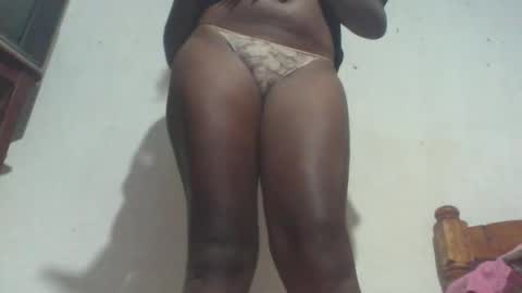 Snapshot of vayanah317 chatting on September 2025 03:33:01 PM vayanah317 online show from September 2025 03:33:01 PM