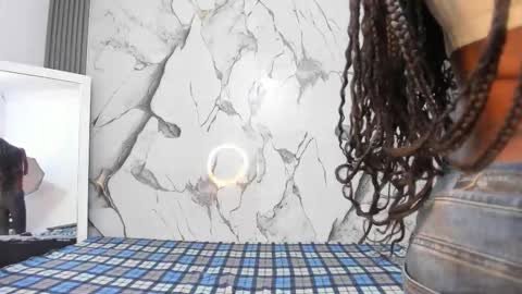 vayolethx online show from February 2026 12:34:01 PM