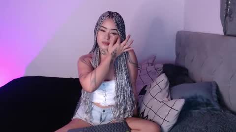 Vayolett Bass online show from February 2025 05:44:02 AM