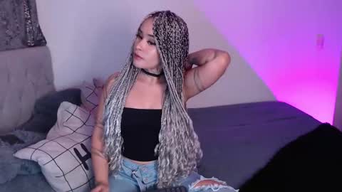 Vayolett Bass online show from February 2025 02:25:01 AM