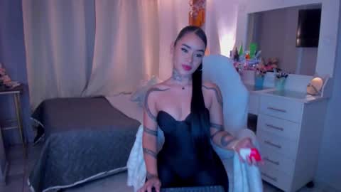 Vayolett Bass online show from February 2026 05:57:01 AM