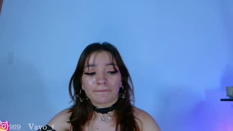 Vayolett online show from February 2025 08:55:01 PM