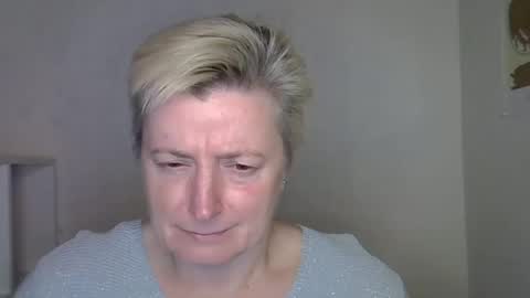 vea_motty online show from November 2025 06:13:01 AM