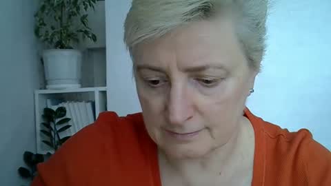 vea_motty online show from April 2026 11:10:02 AM