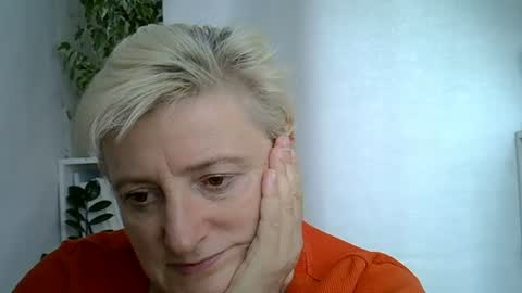 vea_motty online show from July 2026 11:25:01 AM