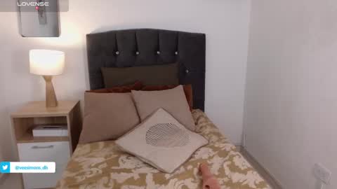 Vee Simons online show from February 2025 11:13:02 PM