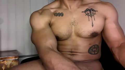 Snapshot of vegasluv702 chatting on November 2025 08:02:02 AM Vegas Love online show from November 2025 08:02:02 AM