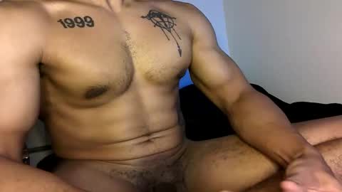 Snapshot of vegasluv702 chatting on November 2025 10:04:01 AM Vegas Love online show from November 2025 10:04:01 AM