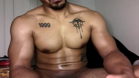 Snapshot of vegasluv702 chatting on December 2025 10:31:01 AM Vegas Love online show from December 2025 10:31:01 AM