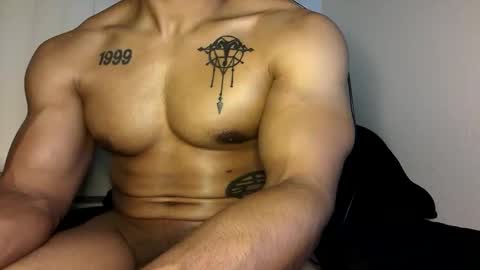 Snapshot of vegasluv702 chatting on December 2025 10:35:01 AM Vegas Love online show from December 2025 10:35:01 AM