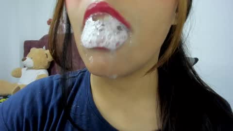 Snapshot of veky_saliva01 chatting on December 2024 01:55:02 PM camila online show from December 2024 01:55:02 PM