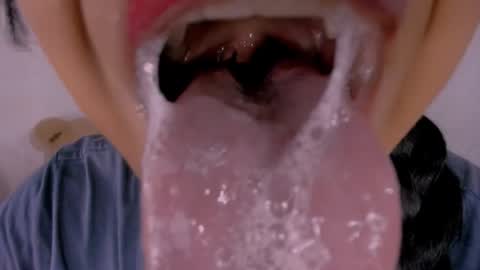 Snapshot of veky_saliva01 chatting on November 2025 12:42:02 AM camila online show from November 2025 12:42:02 AM