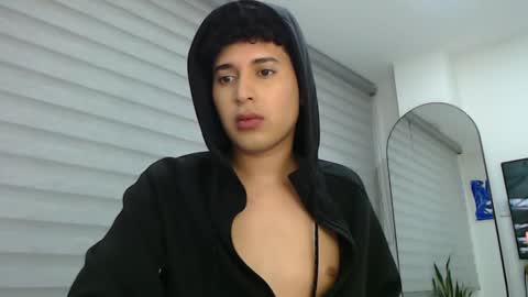 velascosexyboy online show from January 2025 02:11:02 AM