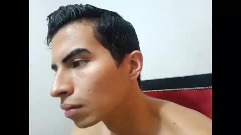 velk_hot1 online show from February 2025 07:24:02 PM