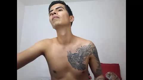 velk_hot1 online show from February 2025 11:31:01 PM