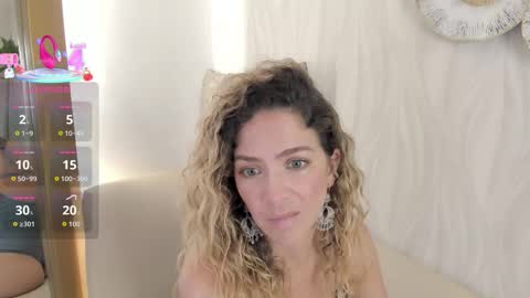 Snapshot of velora_ chatting on September 2025 03:41:01 AM Velora online show from September 2025 03:41:01 AM