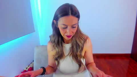 Sara online show from May 2026 06:47:02 PM