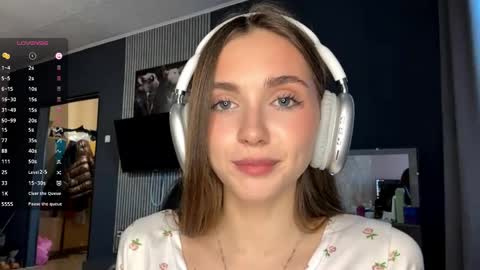 Nia online show from March 2026 03:05:01 PM