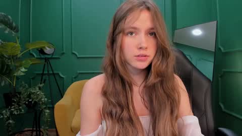 Snapshot of velvet_cherry chatting on January 2025 07:51:02 PM velvet_cherry online show from January 2025 07:51:02 PM