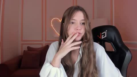 Snapshot of velvet_cherry chatting on September 2025 04:32:01 PM velvet_cherry online show from September 2025 04:32:01 PM