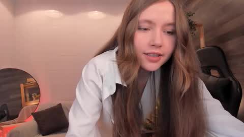 Snapshot of velvet_cherry chatting on September 2025 03:28:01 PM velvet_cherry online show from September 2025 03:28:01 PM