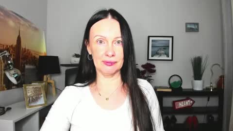 Jasmine online show from September 2025 05:44:01 AM