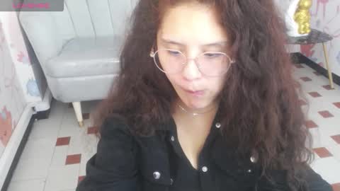 velvet_moon_v online show from March 2026 12:43:01 PM