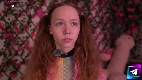 Polly online show from November 2025 06:18:01 PM