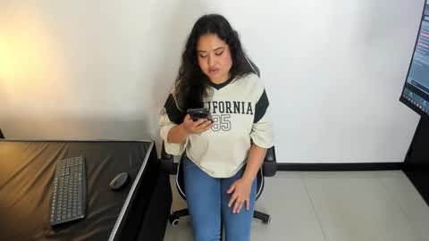 Alexandra Dior online show from November 2025 01:01:02 PM