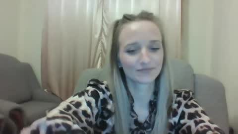 velvetintuition online show from May 2026 07:31:01 PM