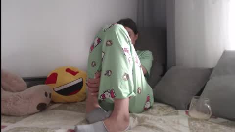 Snapshot of velvetmoon123 chatting on December 2025 09:29:02 AM velvetmoon123 online show from December 2025 09:29:02 AM