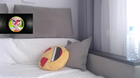 velvetmoon123 online show from February 2026 09:41:01 AM