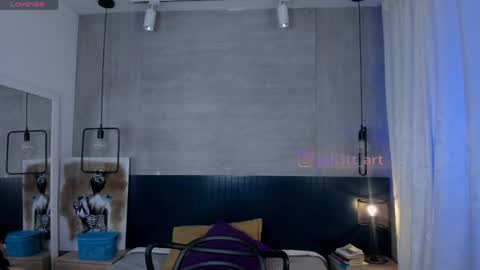 velvettease_ online show from May 2026 12:43:02 PM