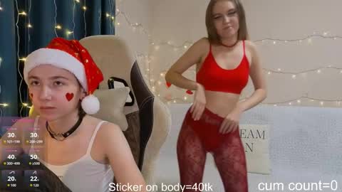 CLEOshort hair  TIna long hair  online show from December 2025 05:07:02 PM