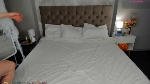 Snapshot of velvetwhisperss chatting on November 2025 02:47:01 AM Diana online show from November 2025 02:47:01 AM