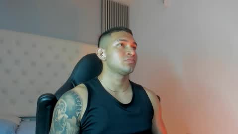 Snapshot of venedic__bull chatting on February 2026 03:43:01 AM Venedic online show from February 2026 03:43:01 AM