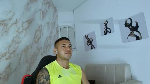 Snapshot of venedic__bull chatting on February 2026 05:05:02 AM Venedic online show from February 2026 05:05:02 AM