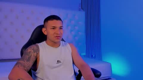 Snapshot of venedic__bull chatting on February 2026 02:54:01 AM Venedic online show from February 2026 02:54:01 AM