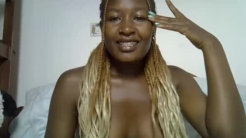 Snapshot of venom_kisses5050 chatting on February 2026 12:01:02 PM venom_kisses5050 online show from February 2026 12:01:02 PM