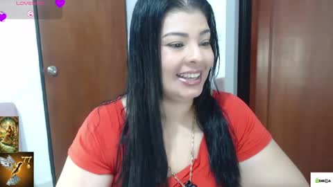 Snapshot of venus1111_ chatting on May 2026 11:01:02 PM HI IM VENUS SMALL BOOBS BIG HEART WARM PUSSY online show from May 2026 11:01:02 PM