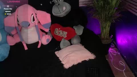 Snapshot of venus_26_ chatting on November 2025 11:36:02 PM eva online show from November 2025 11:36:02 PM