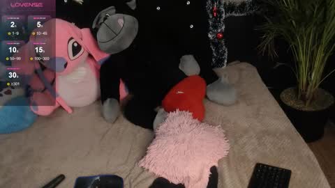 Snapshot of venus_26_ chatting on December 2025 11:45:02 PM eva online show from December 2025 11:45:02 PM